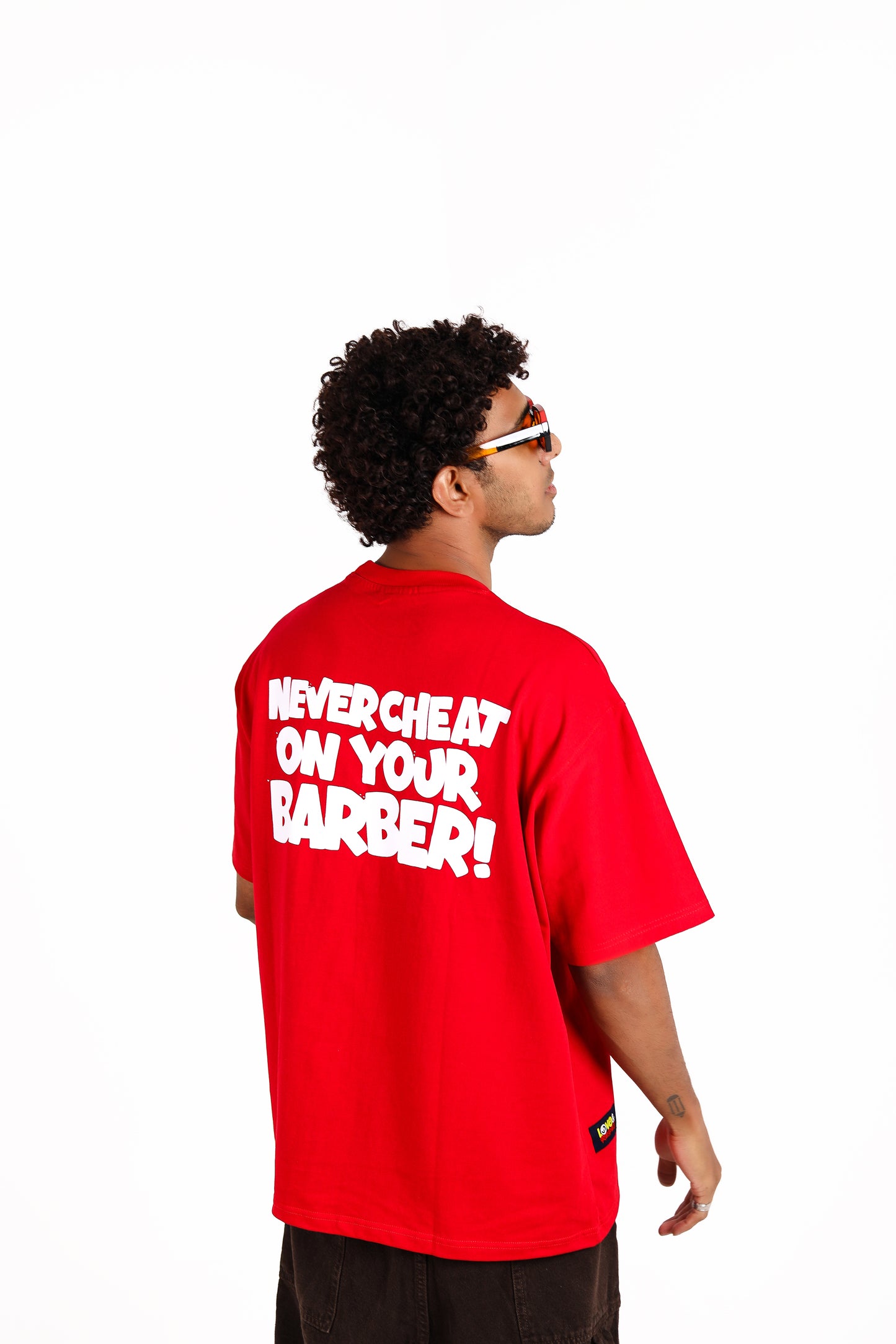 NEVER CHEAT ON YOUR BARBER RED TEE.